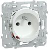 BISCHS320559_image _1 Schneider Electric Wiser Ovalis - Prise 2P+T connectée - 16A - zigbee - Blanc Réf Rexel : BISCHS320559 Réf Fab : S320559 EAN13 : 3606482163454